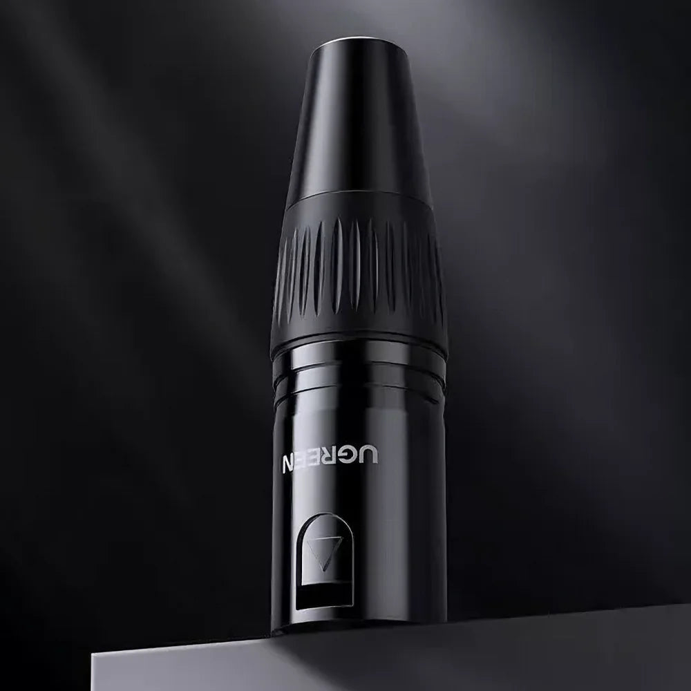 Conector XLR Macho UGREEN es la solución ideal para quienes buscan una transmisión de audio balanceada y sin interferencias. Diseñado para garantizar una conexión estable y duradera