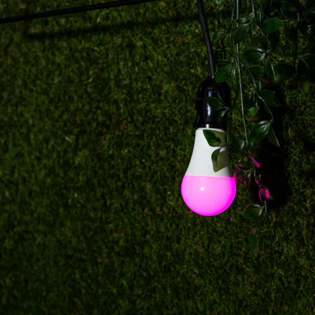 Foco WiFi SHELLY Multicolor te permite controlar la iluminación desde cualquier lugar, ajustar colores, programar horarios y mejorar la eficiencia energética de tu hogar