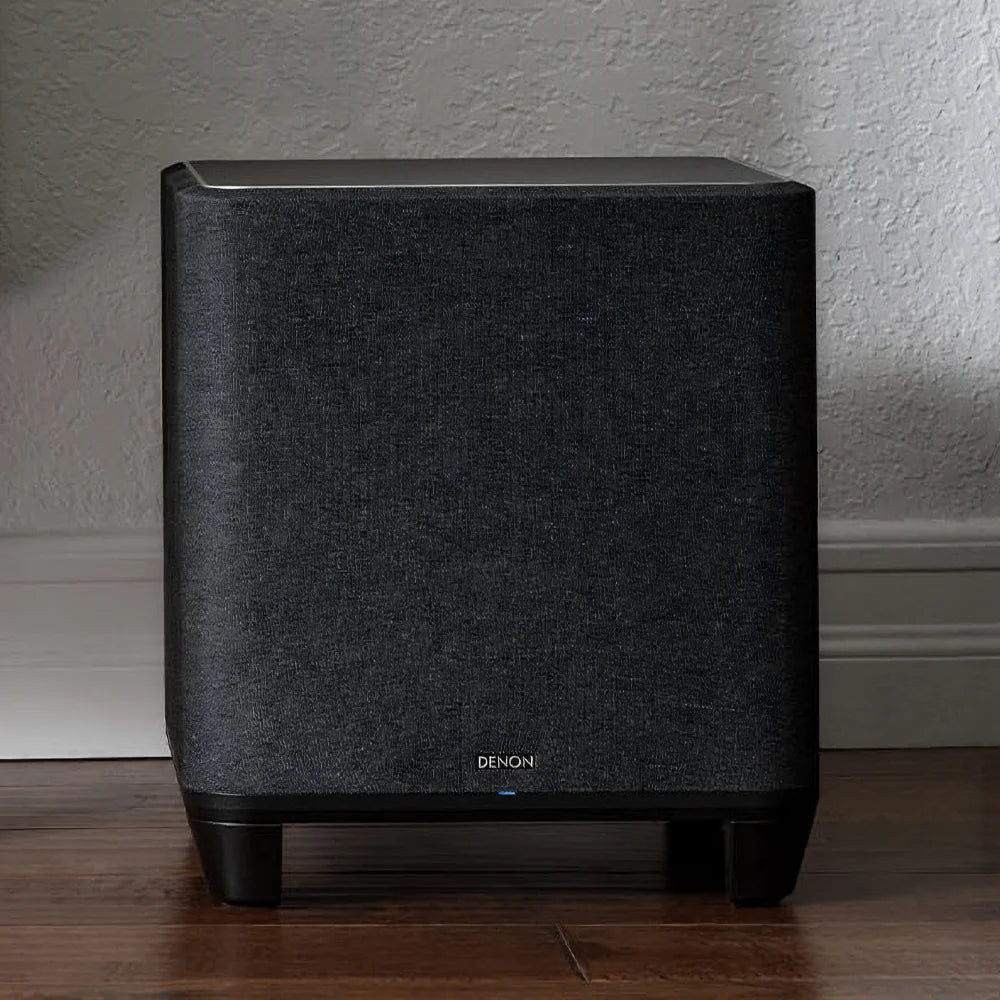 Subwoofer Denon Home proporciona bajos precisos y sin distorsión, añadiendo profundidad a tu sistema de sonido sin sacrificar claridad.
