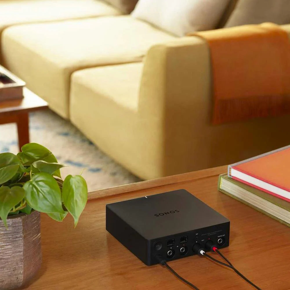 Sonos Port es el dispositivo perfecto para modernizar tu sistema de sonido tradicional y convertirlo en un audio streamer inteligente.