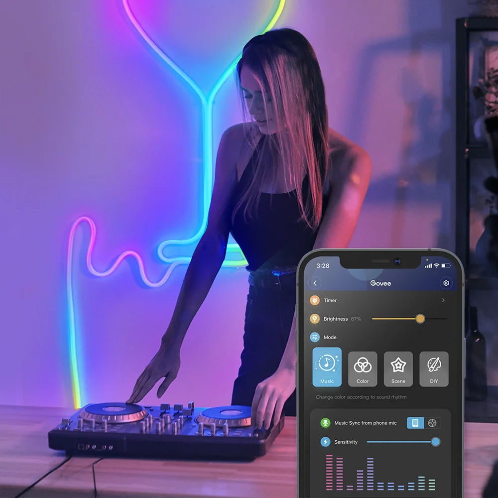 Tira LED Neón Govee cuenta con un diseño de silicona flexible que permite darle forma a cualquier patrón o figura.